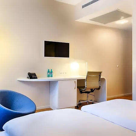 Achat Hotel 4*
