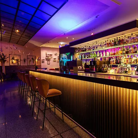 Achat Hotel 4*